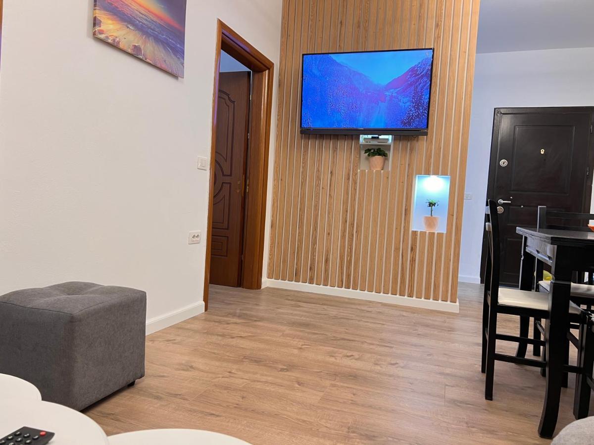 Arteg Apartments Дуррес Екстер'єр фото